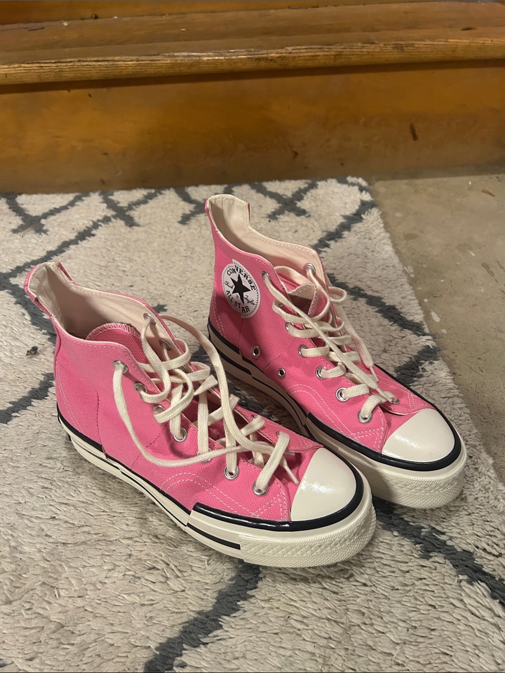Converse Chuck Taylor All Star platform sneakers in pink canvas